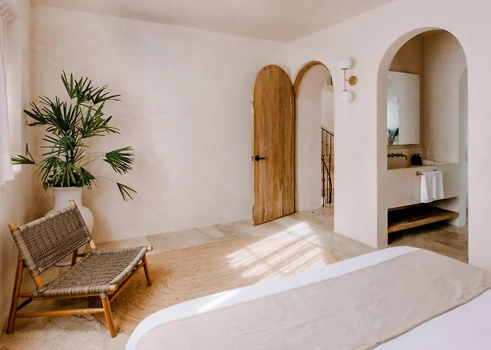 Casa Arka Fully Staffed - Jungle Palace